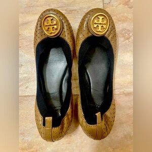 Tory Burch Caroline Brown Black Perforated Ballet Flats w/ Gold Emblem